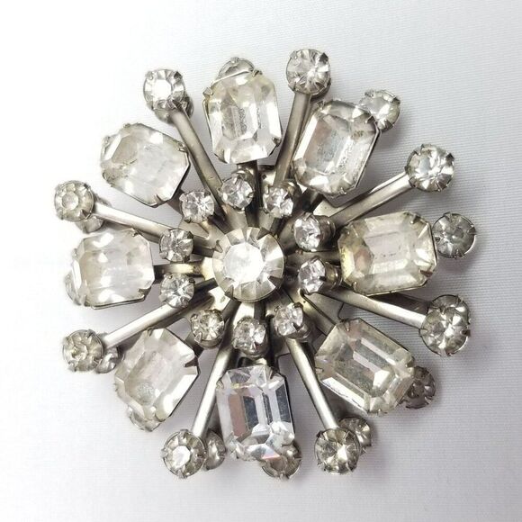 Vintage Silver Tone Rhinestone Cluster Brooch Radiant Starburst Design Lapel Pin - Picture 6 of 6